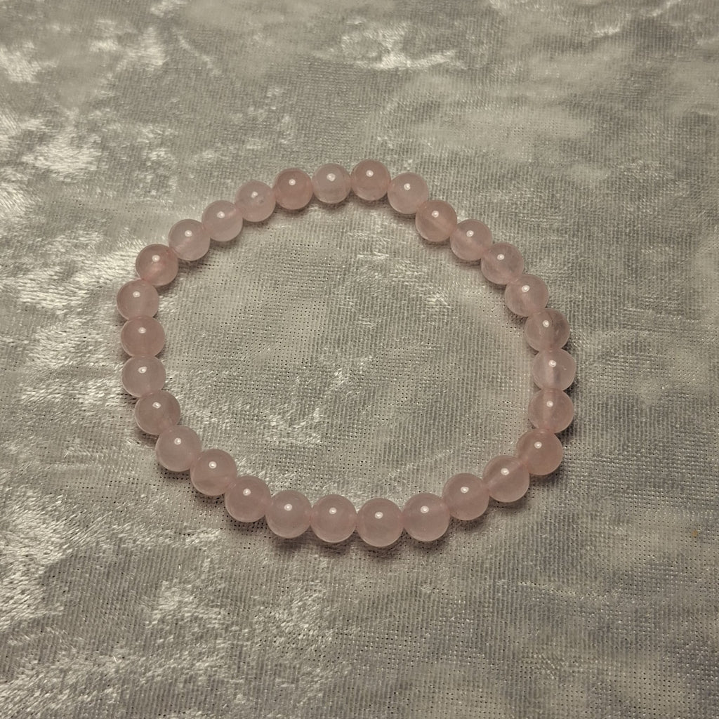 Diverse handgemaakte armbanden van echte edelstenen (pagina is nog in de maak!)