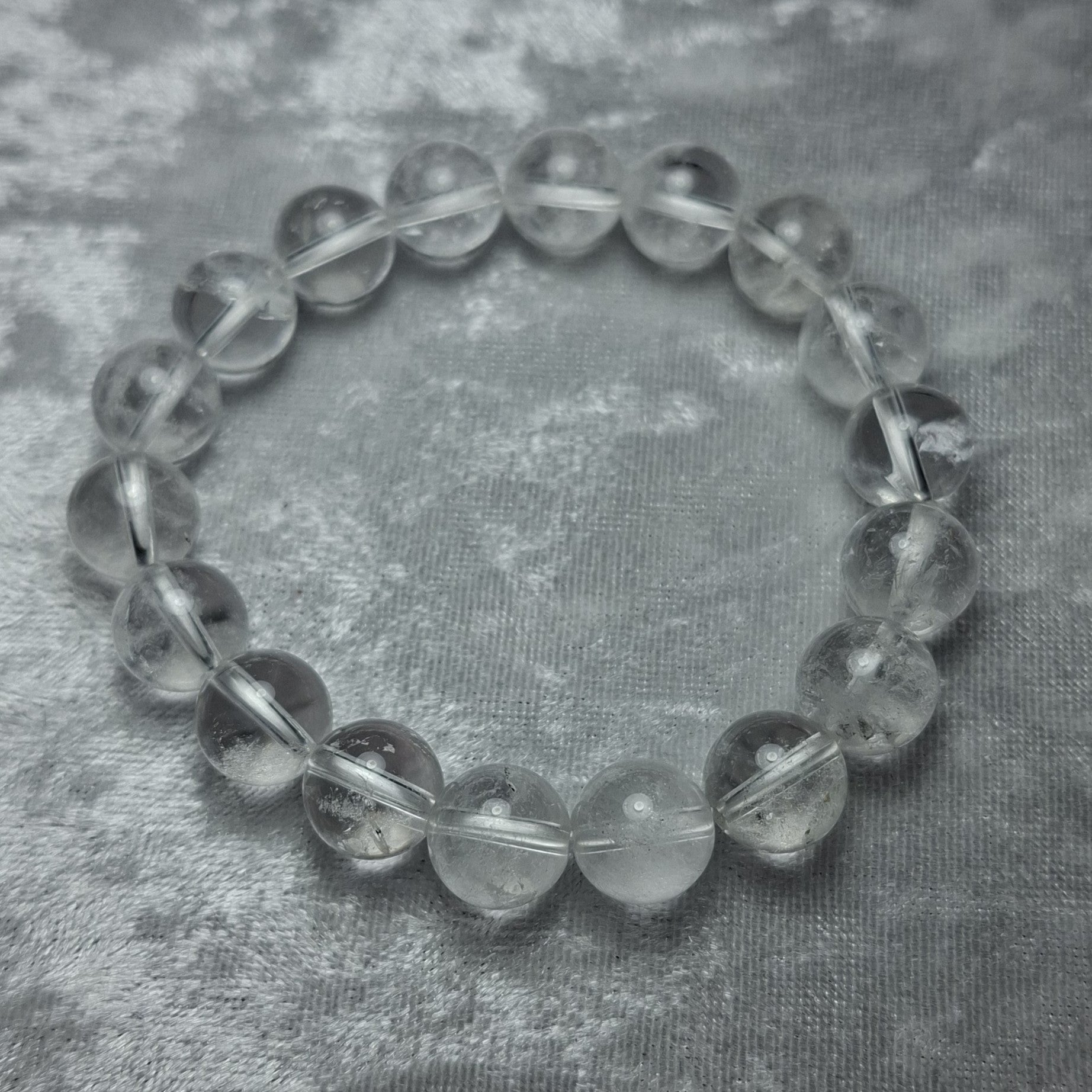 Diverse handgemaakte armbanden van echte edelstenen (pagina is nog in de maak!)