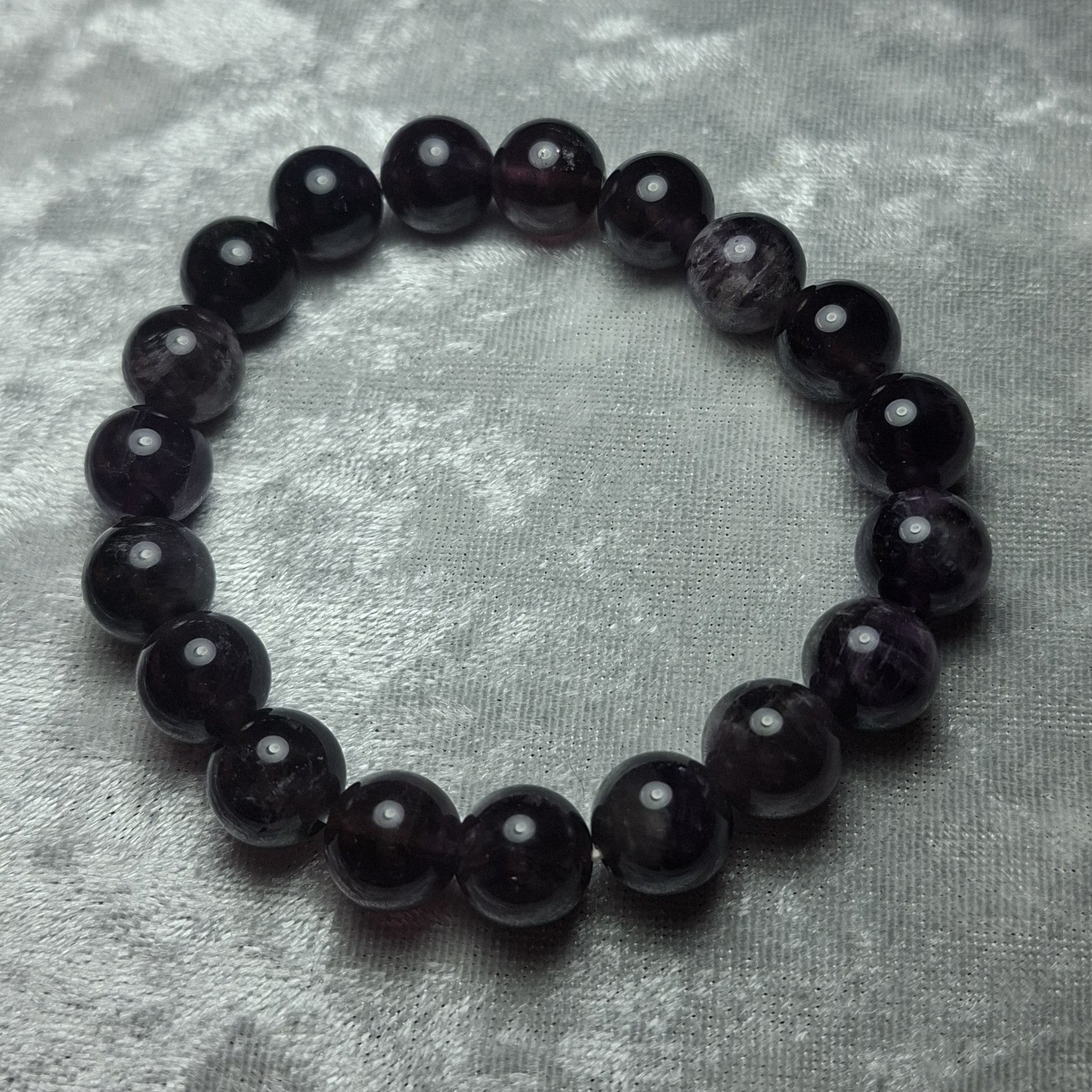 Diverse handgemaakte armbanden van echte edelstenen (pagina is nog in de maak!)