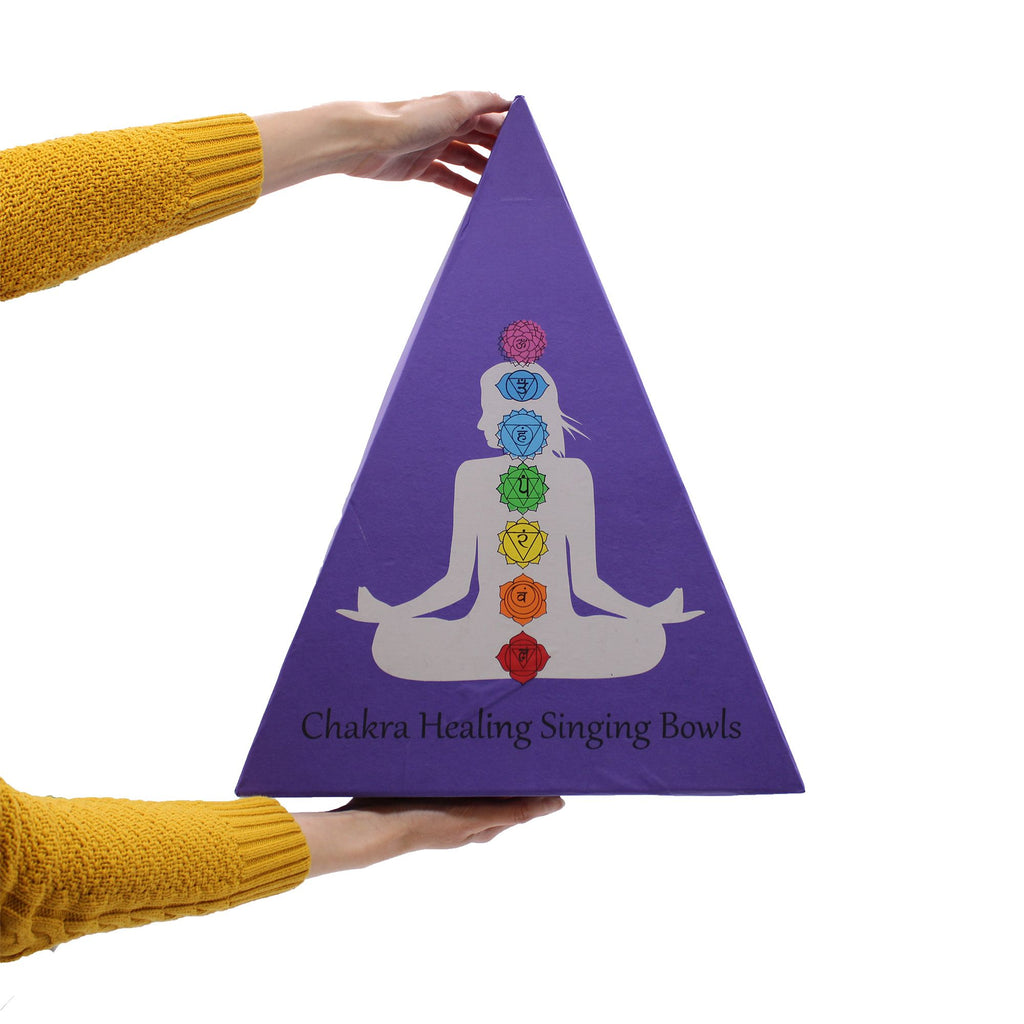 Set de regalo de cuencos tibetanos con pirámide de chakras